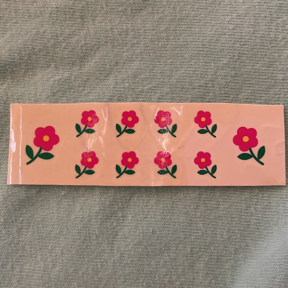 Hello Kitty Nail Set - Picture 12 of 12